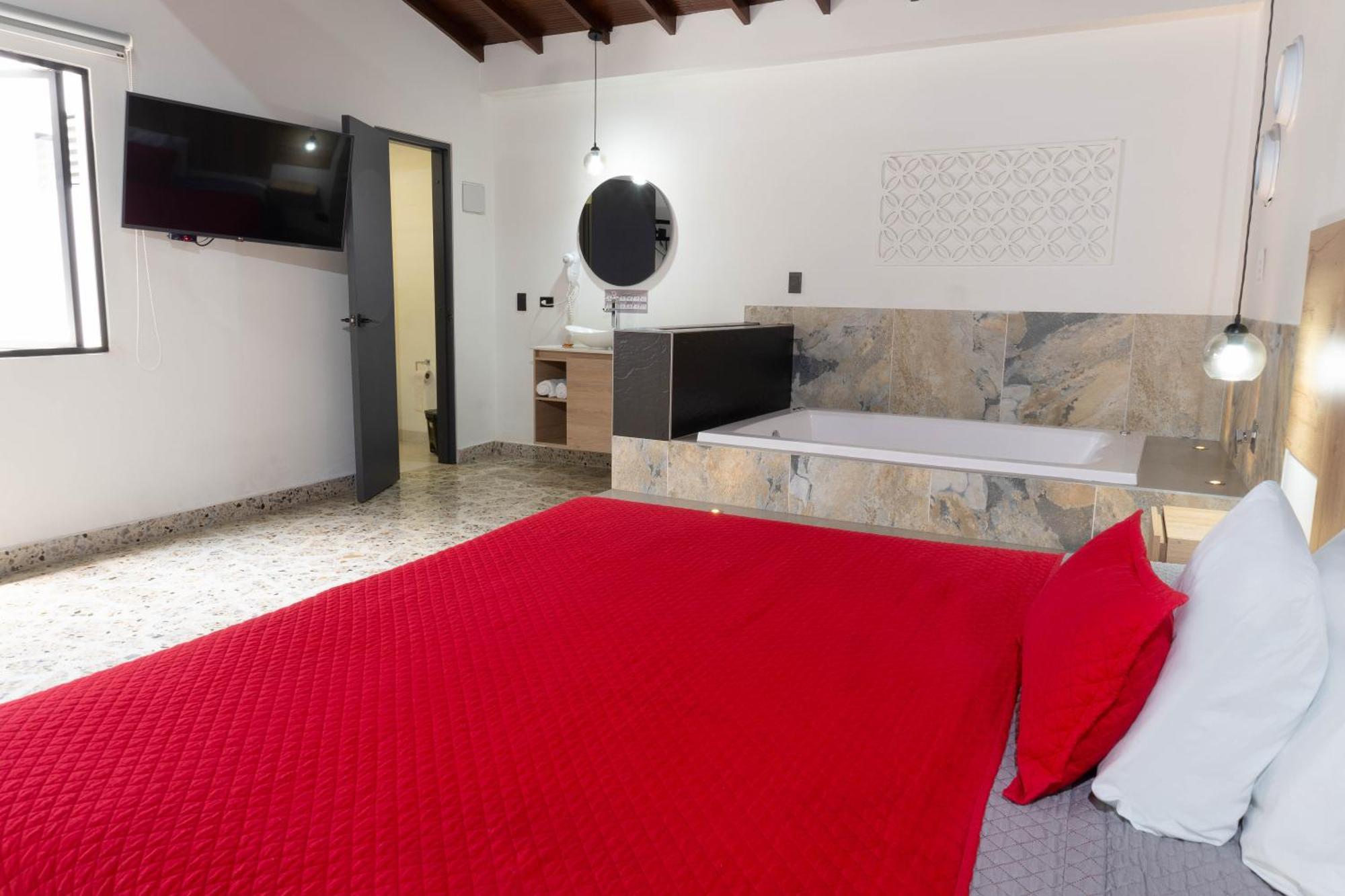 Ofix Hotel Medellín