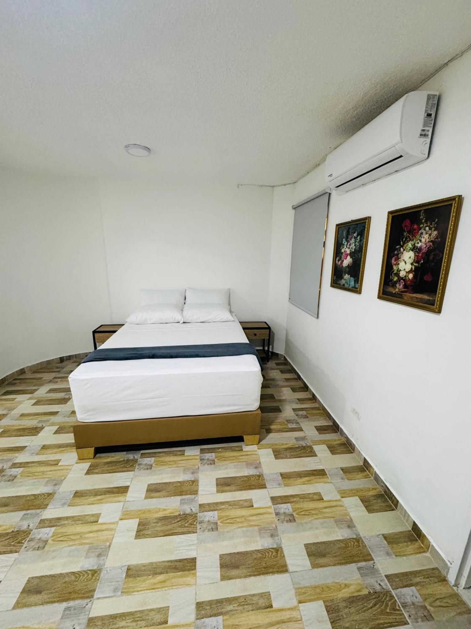 Hotel Estadio 80 4*