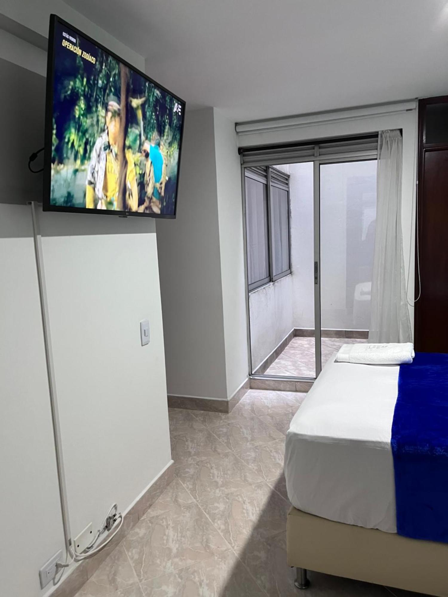 Roomies House By Rincon Sj Medellín