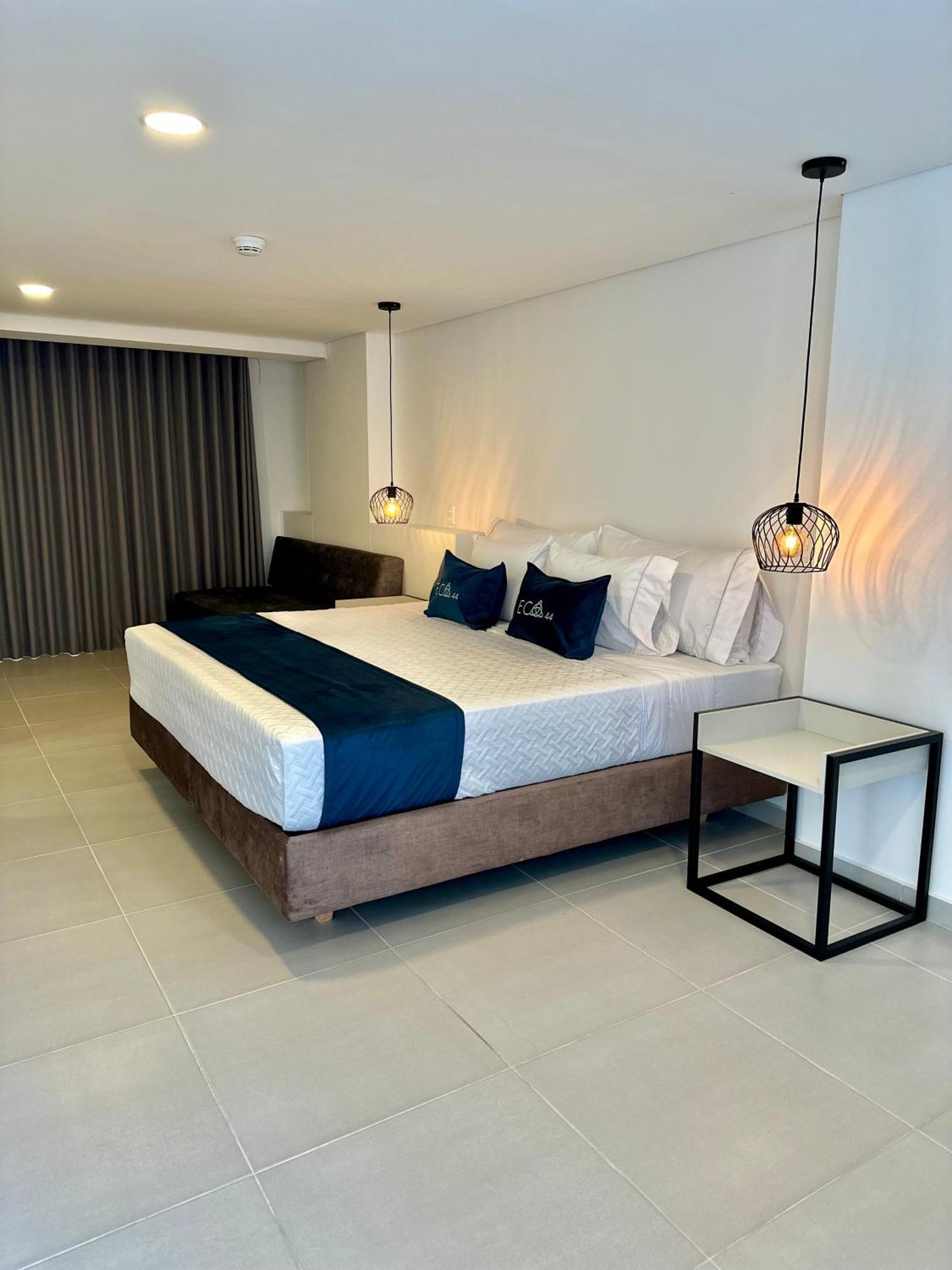 Eco 44 Hotel *