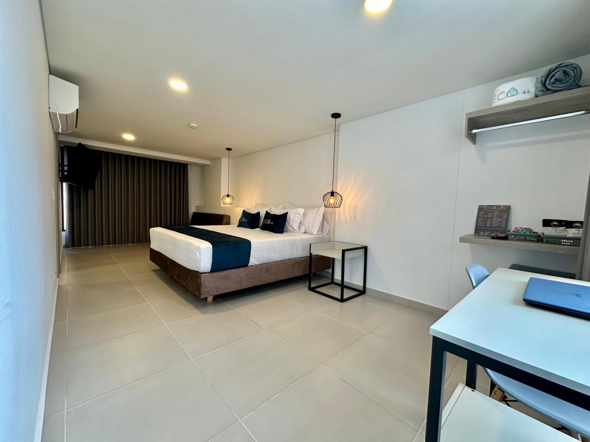 Eco 44 Hotel