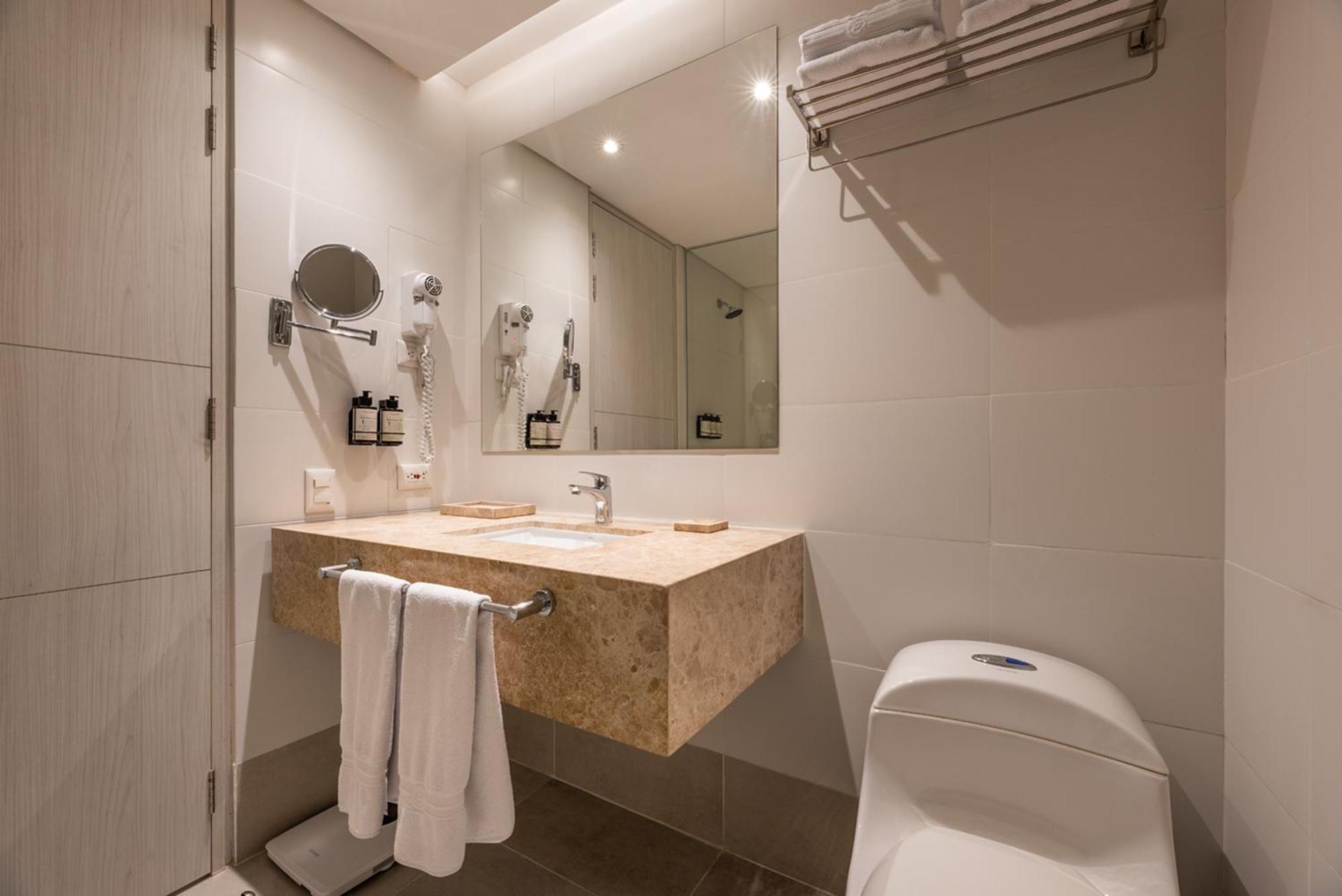 Hotel Estelar Square 4*