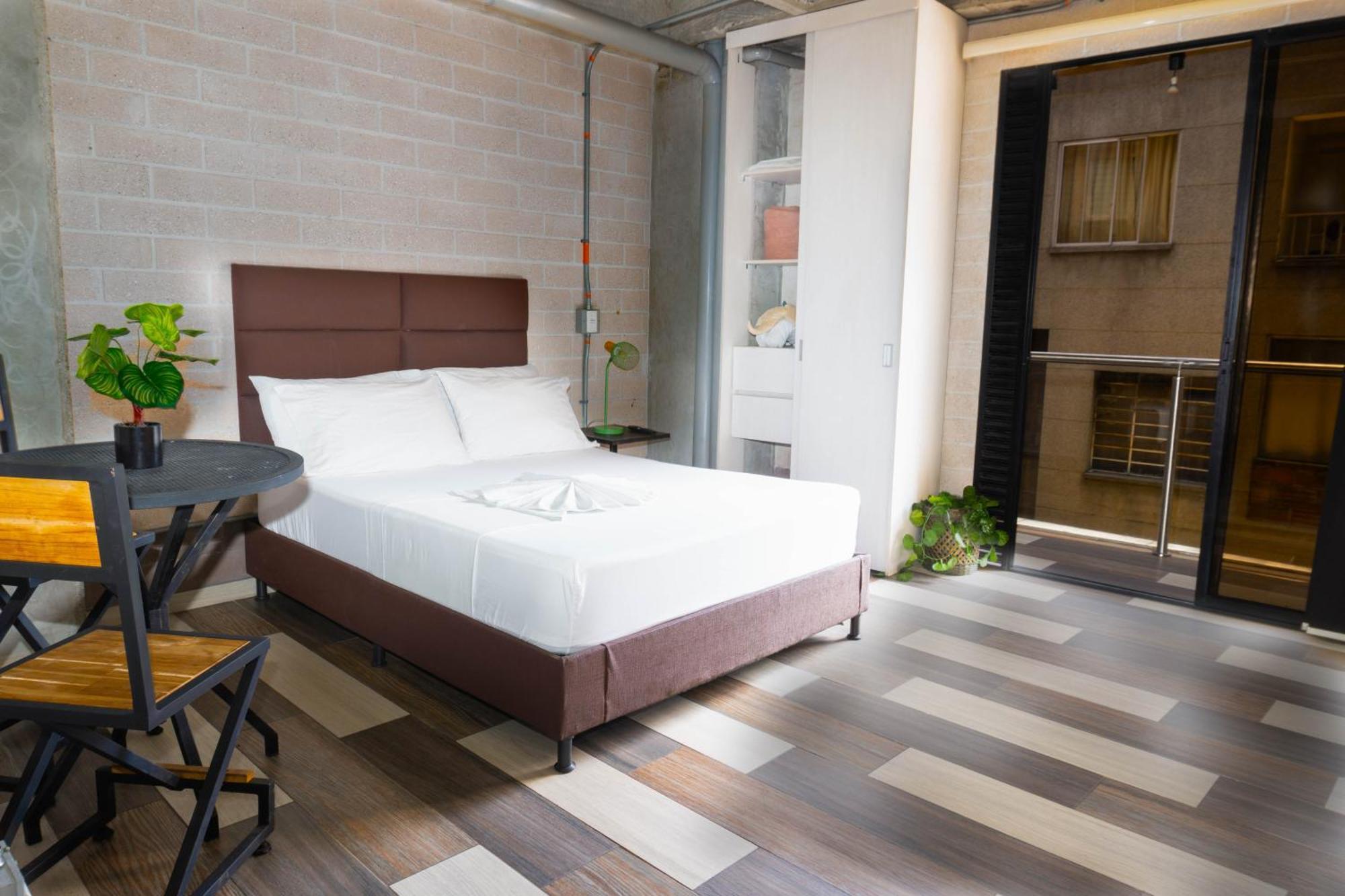 Magenta 3* Medellín