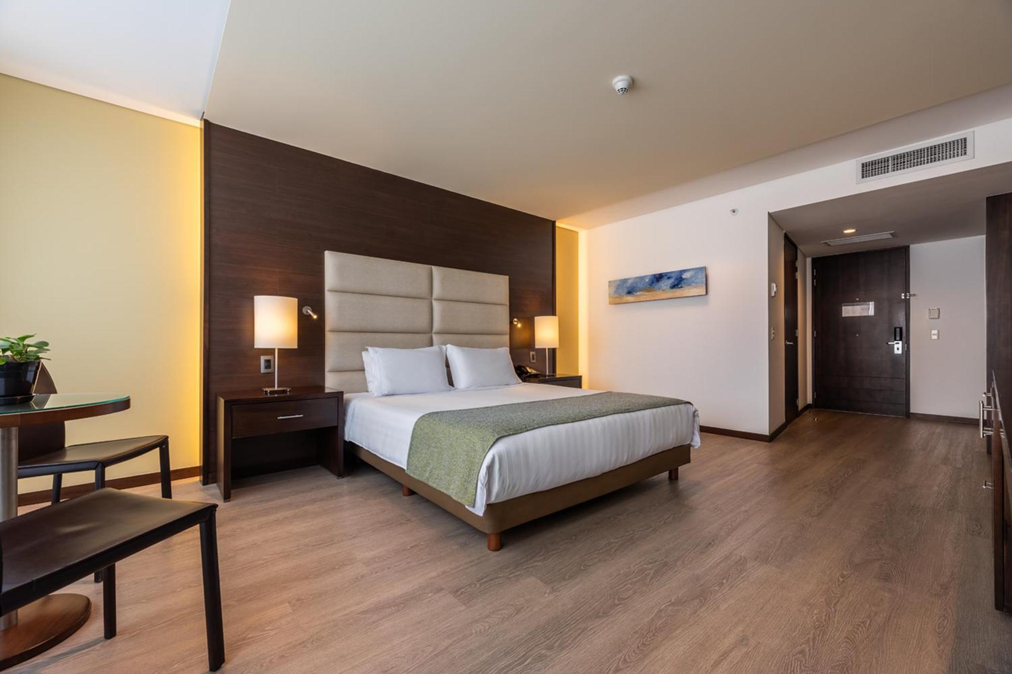 Estelar Milla De Oro Hotel