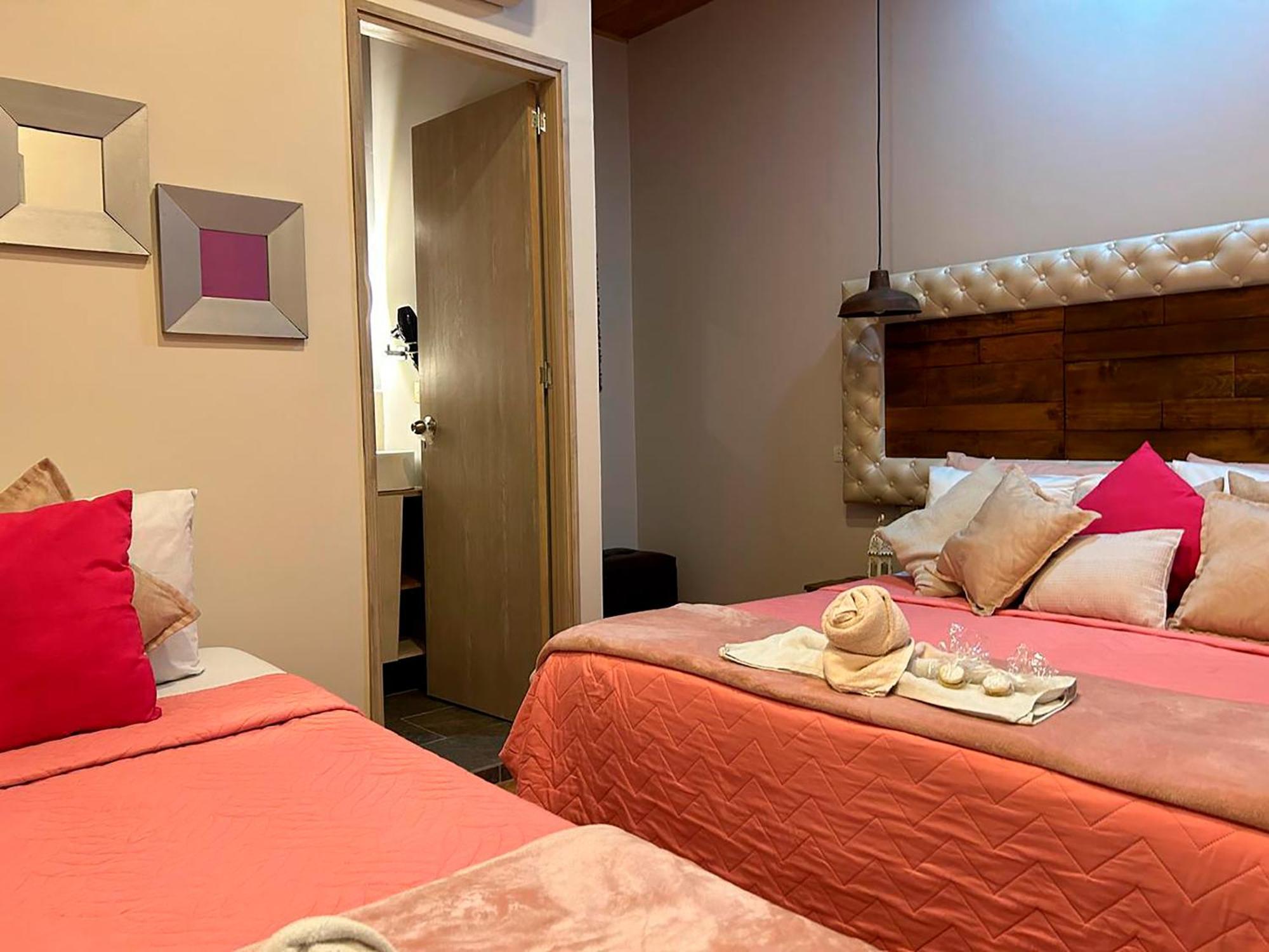 Hostal La 10