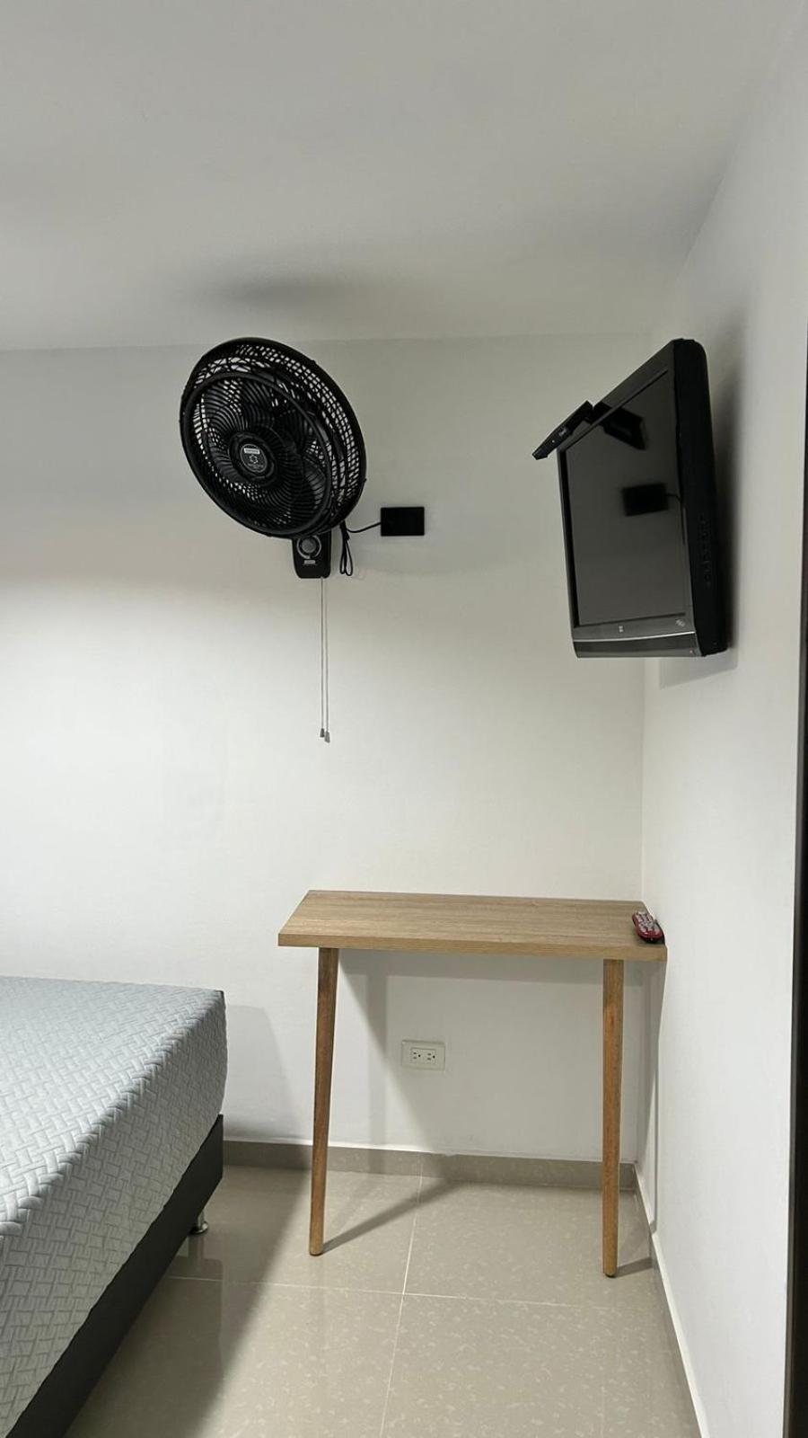 Lesus Hotel *