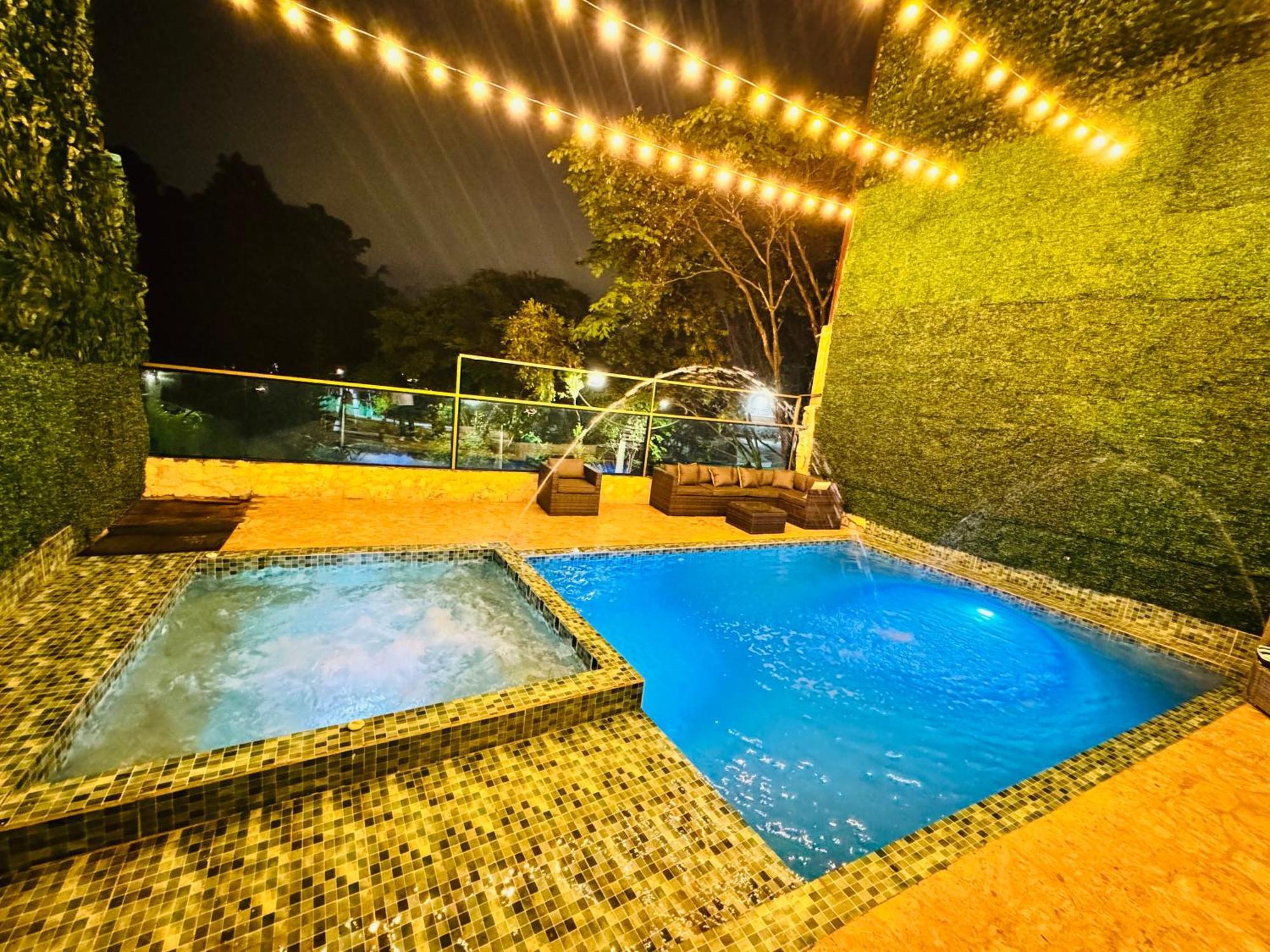 Mansion Parque Lleras Poblado