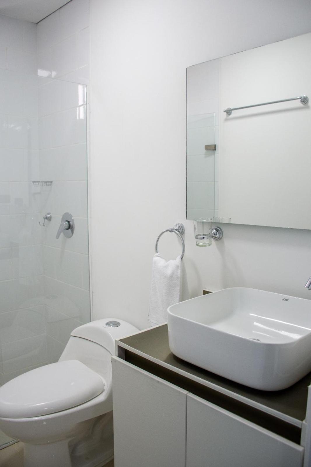 Apartahotel La Perla De Prado Apartamento Totalmente Nuevo Medellín
