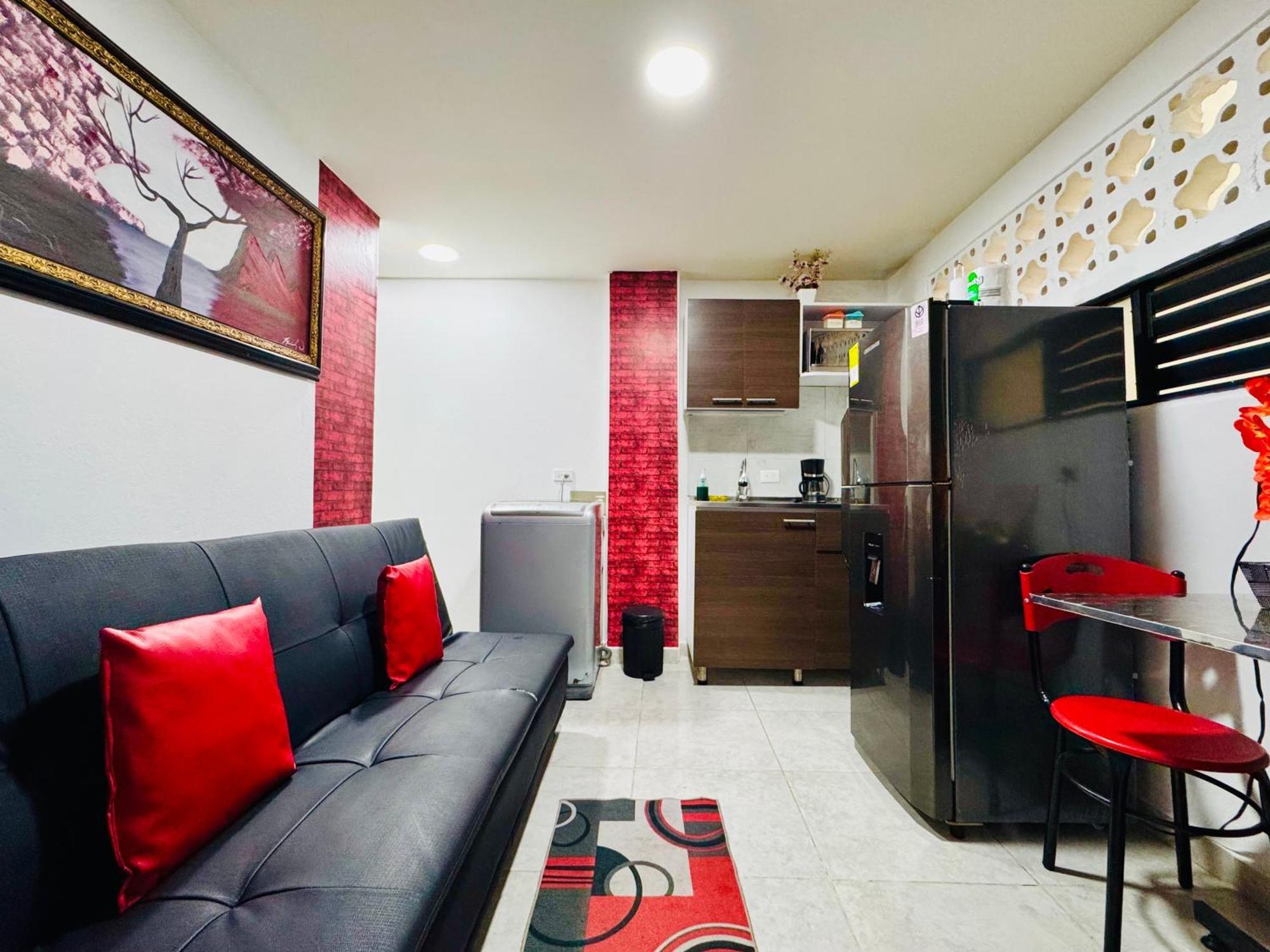 !Increible Terraza Panoramica, Wifi 100Mb, Cocina & Lavadora! Edificio Victory Medellin Apartamento *