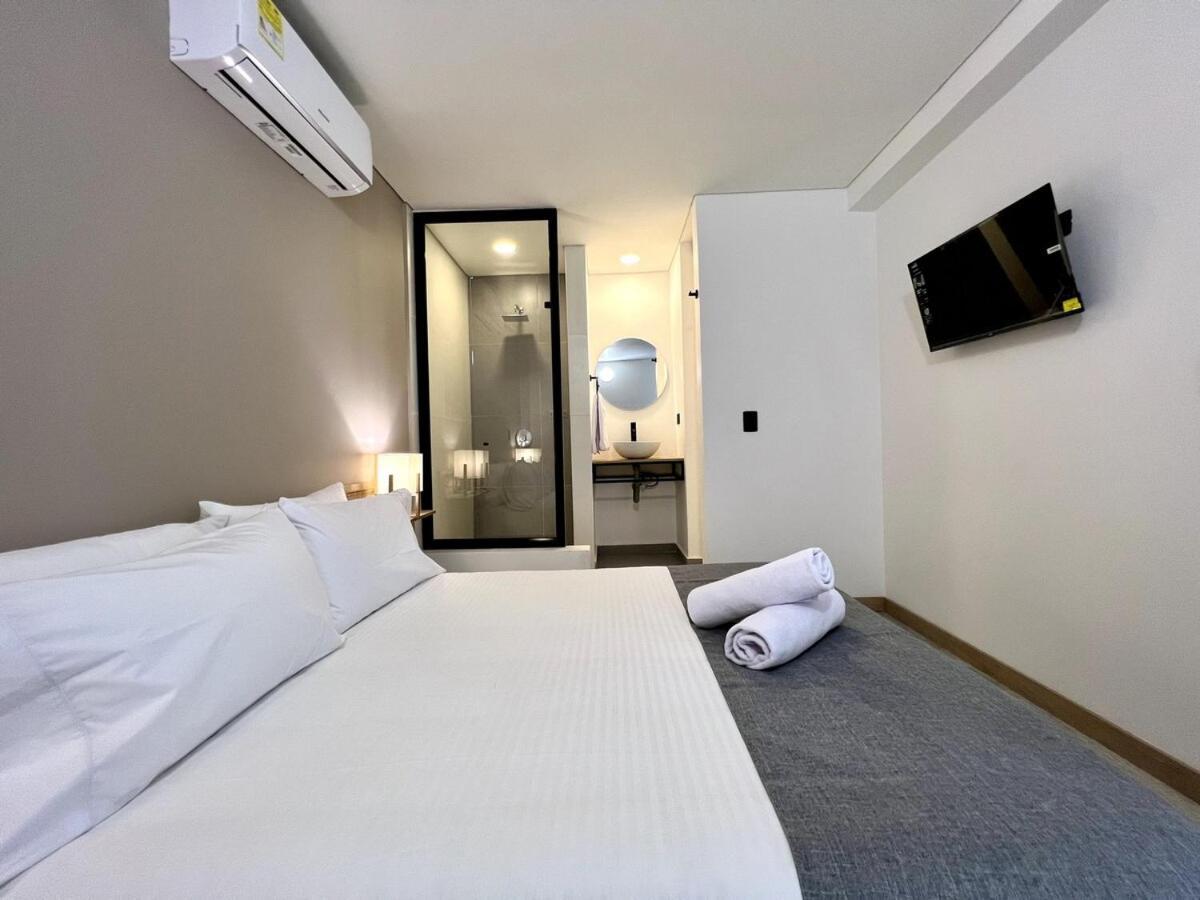 Nowa Bali House - Ac & Heated Pool In Provenza * Medellín