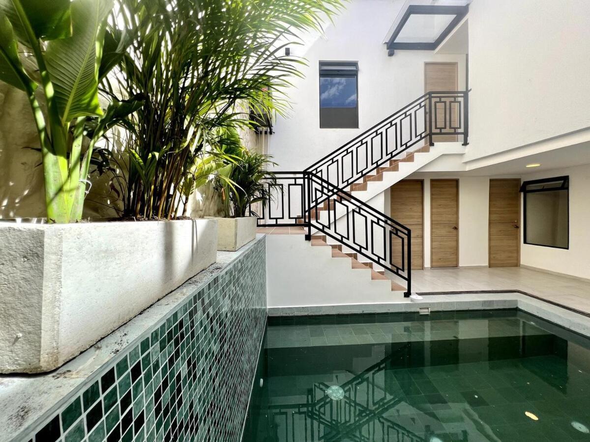 Apartamento Nowa Bali House - Ac & Heated Pool In Provenza