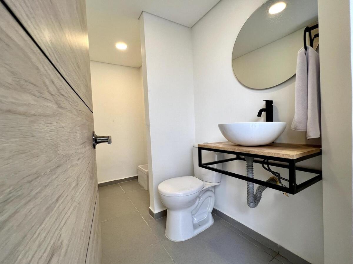 Nowa Bali House - Ac & Heated Pool In Provenza *