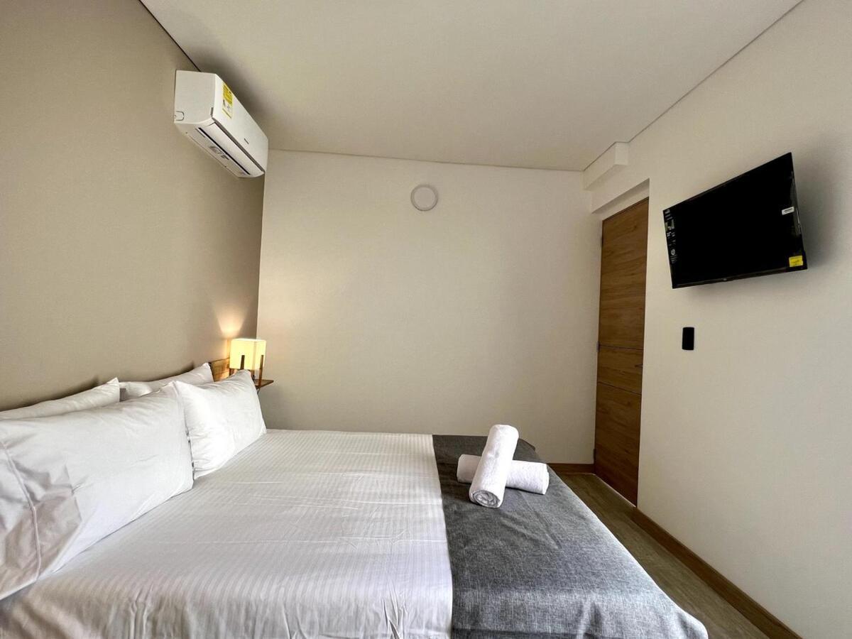Nowa Bali House - Ac & Heated Pool In Provenza Apartamento
