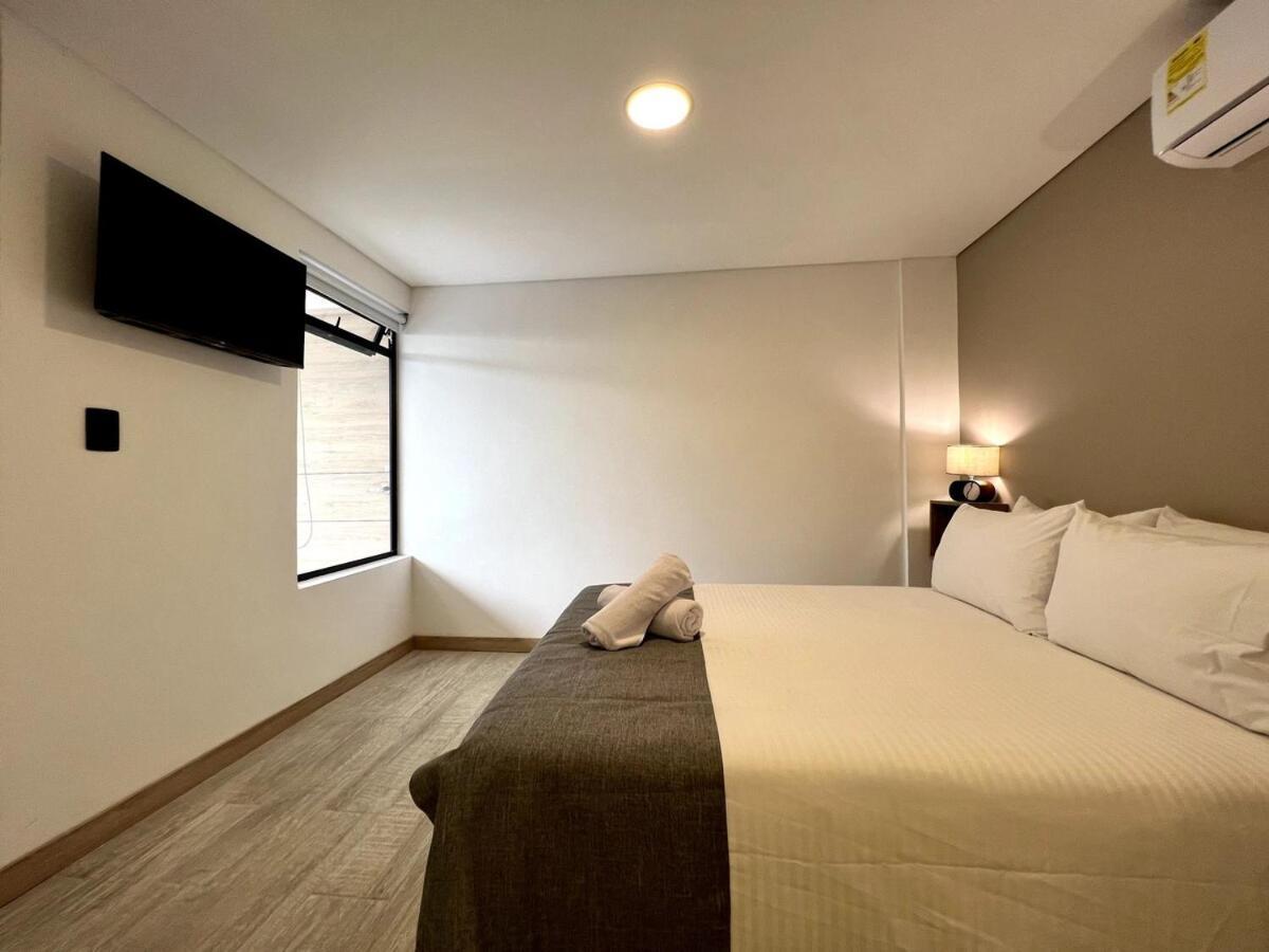 Apartamento Nowa Bali House - Ac & Heated Pool In Provenza *