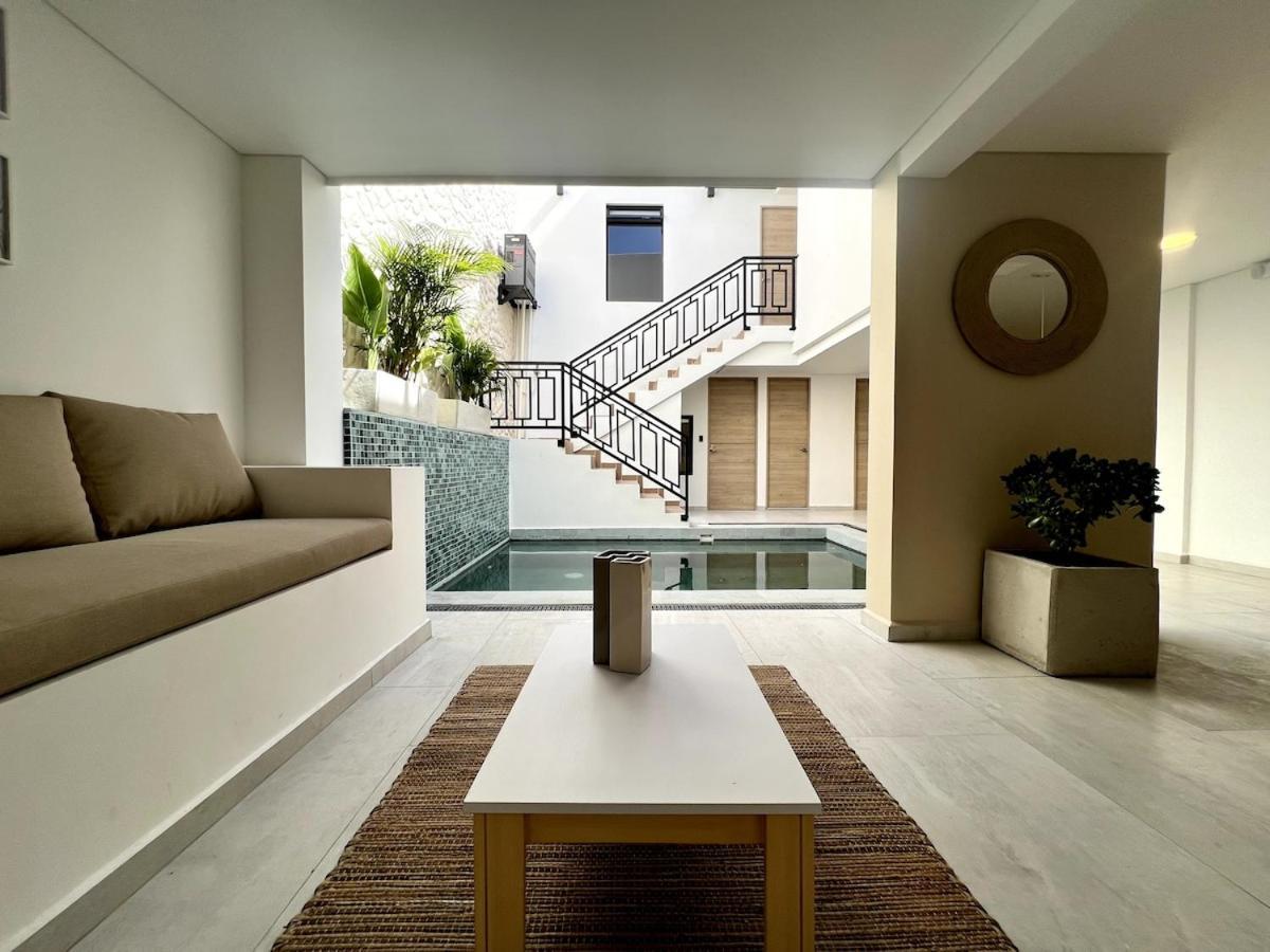 Apartamento Nowa Bali House - Ac & Heated Pool In Provenza