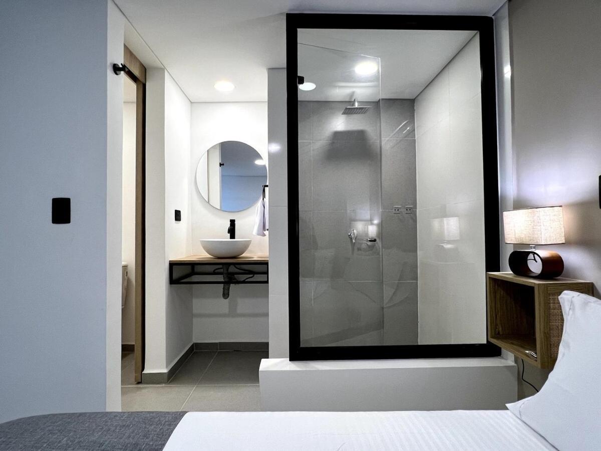 Nowa Bali House - Ac & Heated Pool In Provenza *