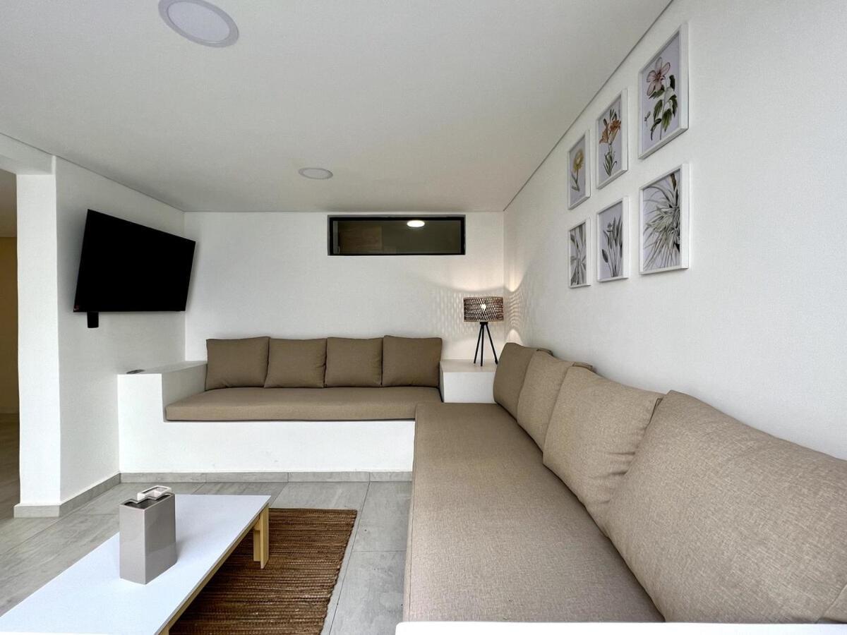 Nowa Bali House - Ac & Heated Pool In Provenza Medellín