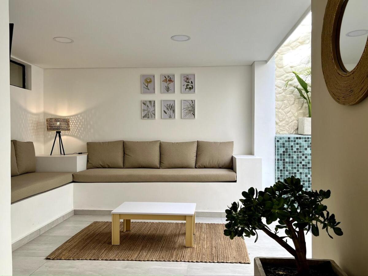 Nowa Bali House - Ac & Heated Pool In Provenza Apartamento *