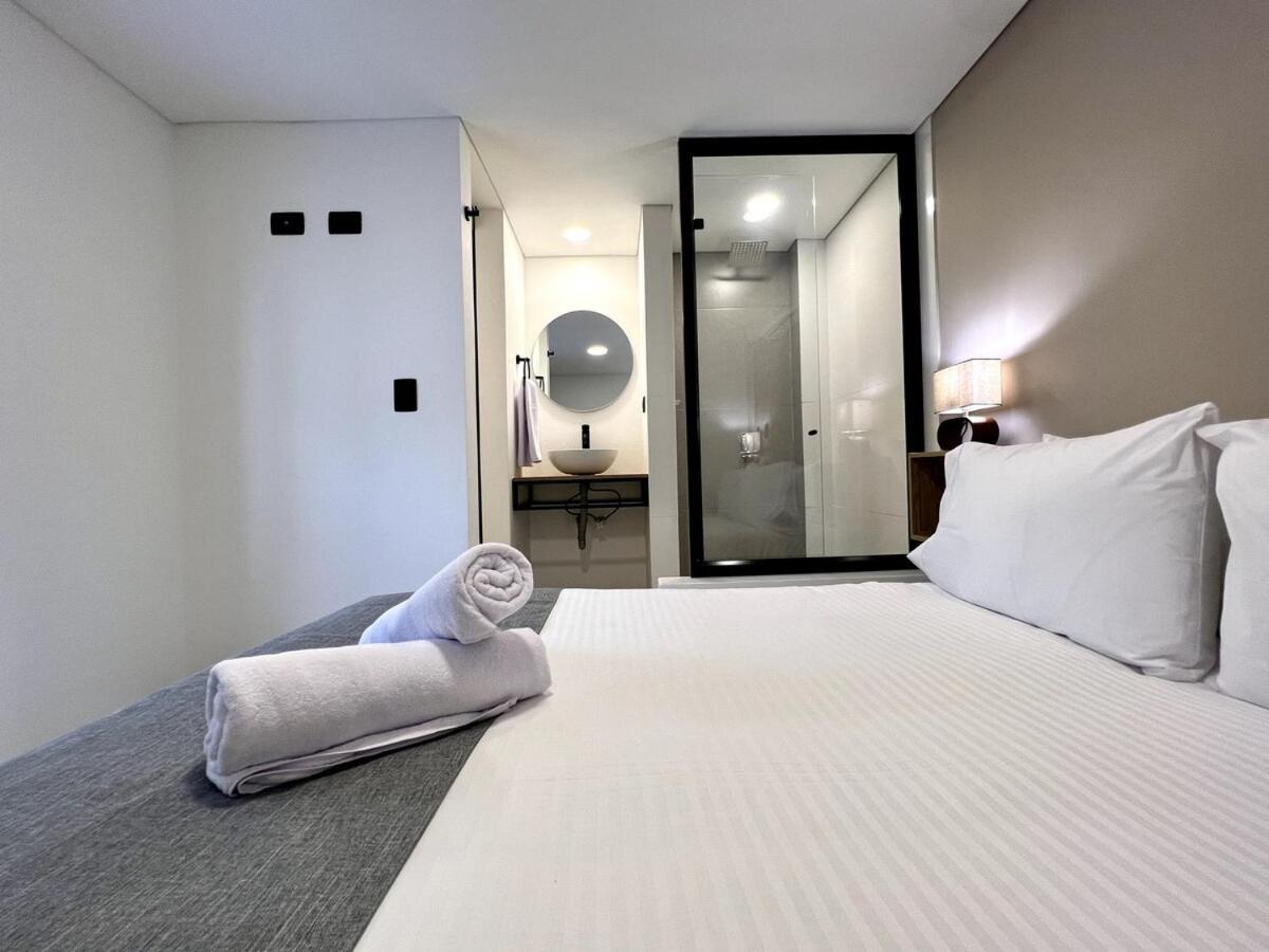 Nowa Bali House - Ac & Heated Pool In Provenza * Medellín