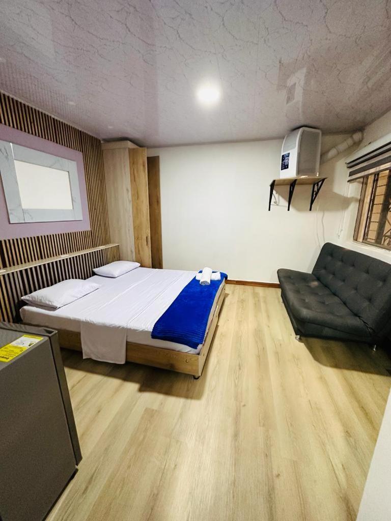 Lares 70 Laureles 3* Medellín