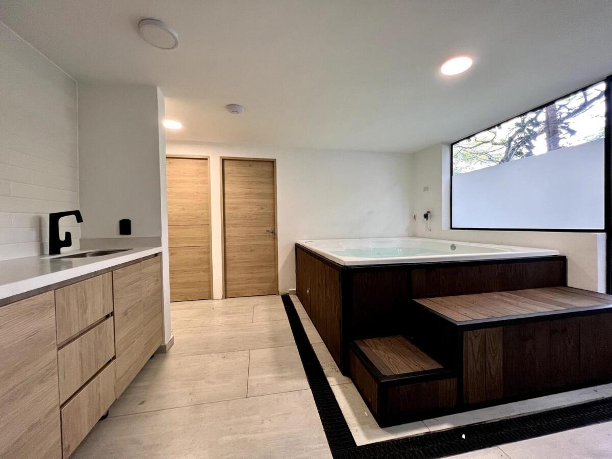 Nowa Fiji - Jacuzzi & Outdoor Lounge In Provenza * Medellín