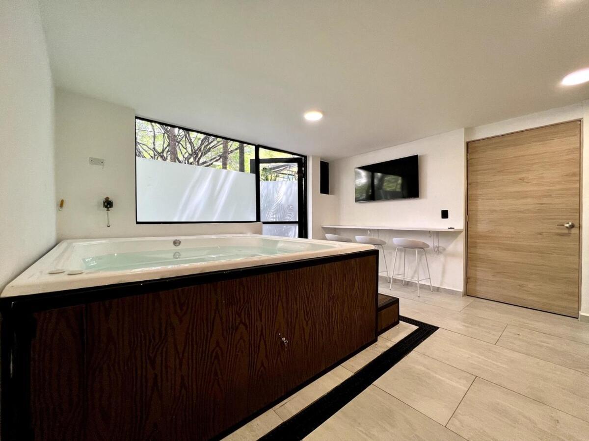 Nowa Fiji - Jacuzzi & Outdoor Lounge In Provenza Medellín