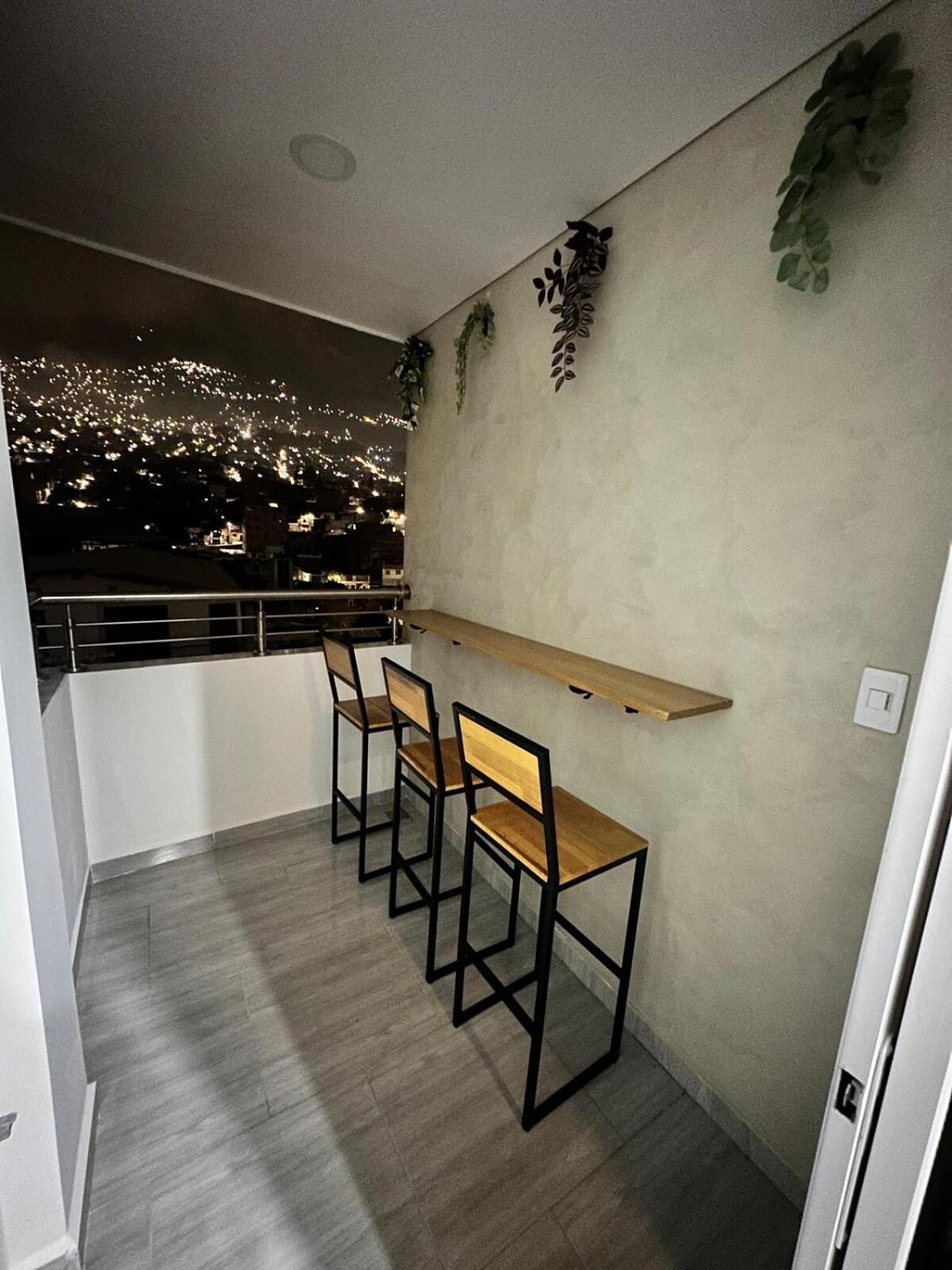 Apartamento Charming Scape Cozy And Stylish N *