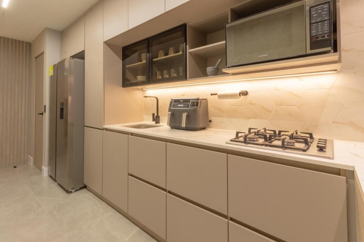 Luxury Penthouse With Jacuzzi And Ac, North Apartamento Medellín