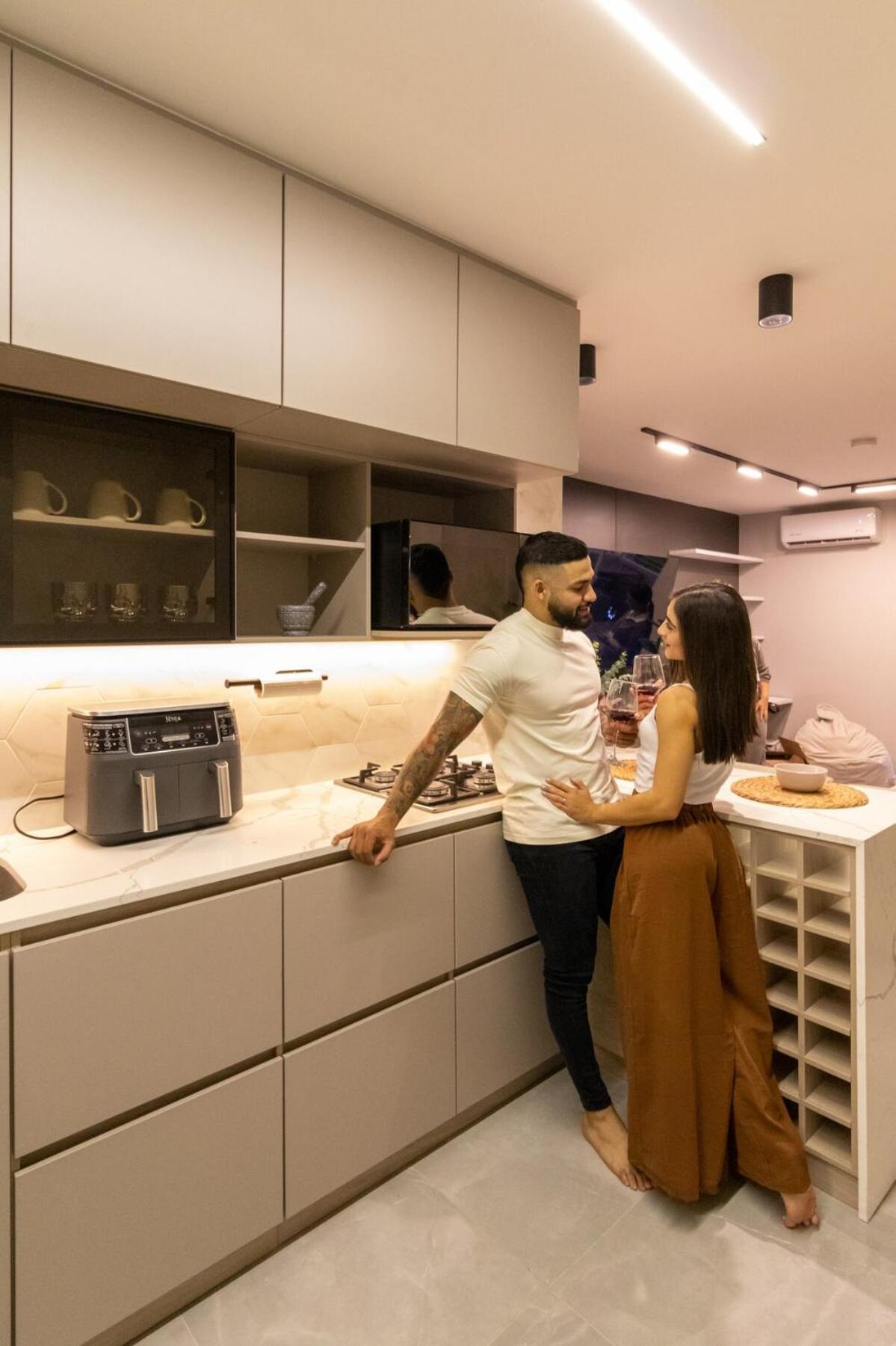Luxury Penthouse With Jacuzzi And Ac, North *