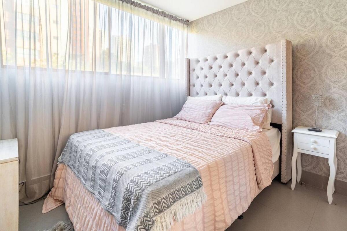 Amazing Ph In Poblado 5bd & Heated Pool! Apartamento *