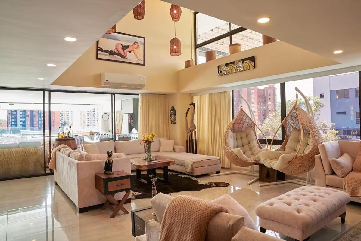Amazing Ph In Poblado 5bd & Heated Pool! *