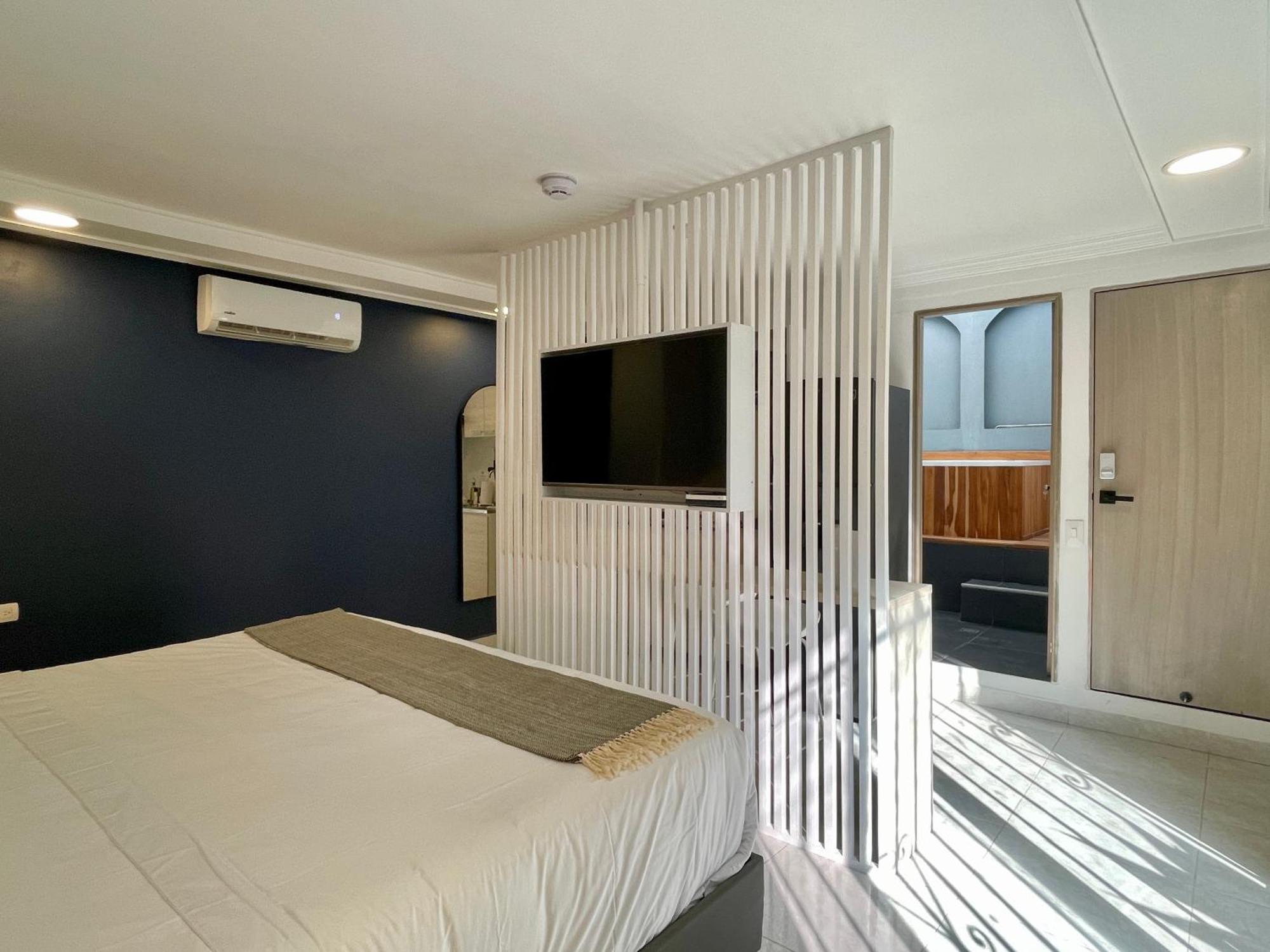 Lalinde By Wynwood House Apartahotel