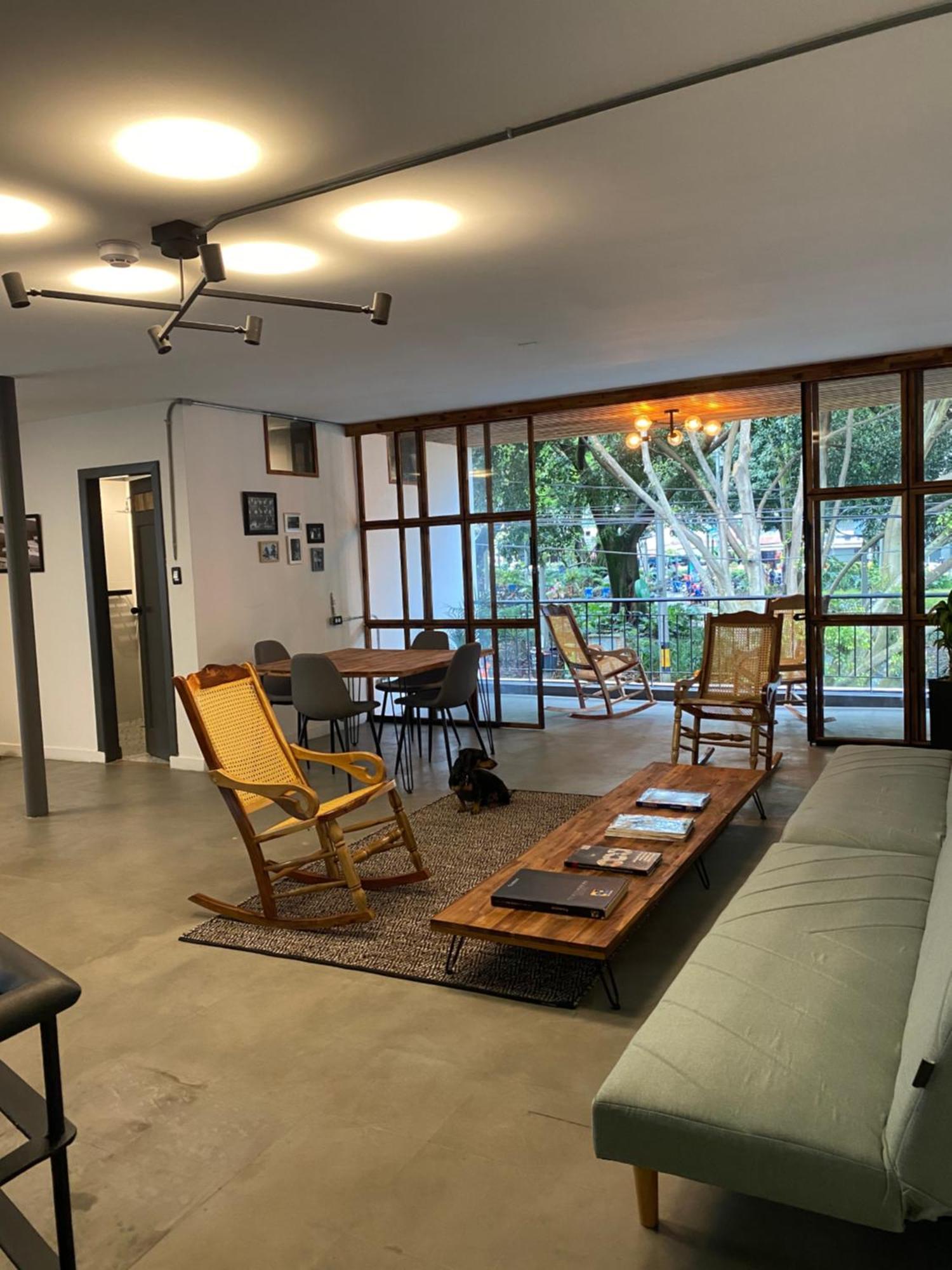 Casa Mosaiko Primer Parque Laureles Guest house *
