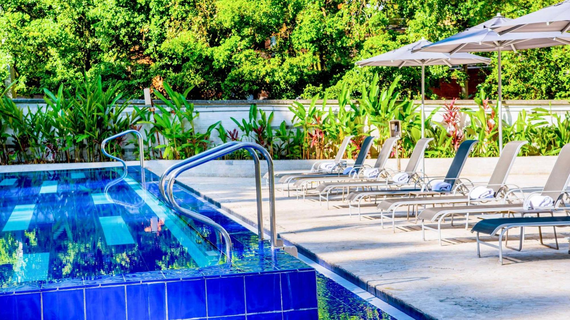 Hotel Nh Collection Royal 5*
