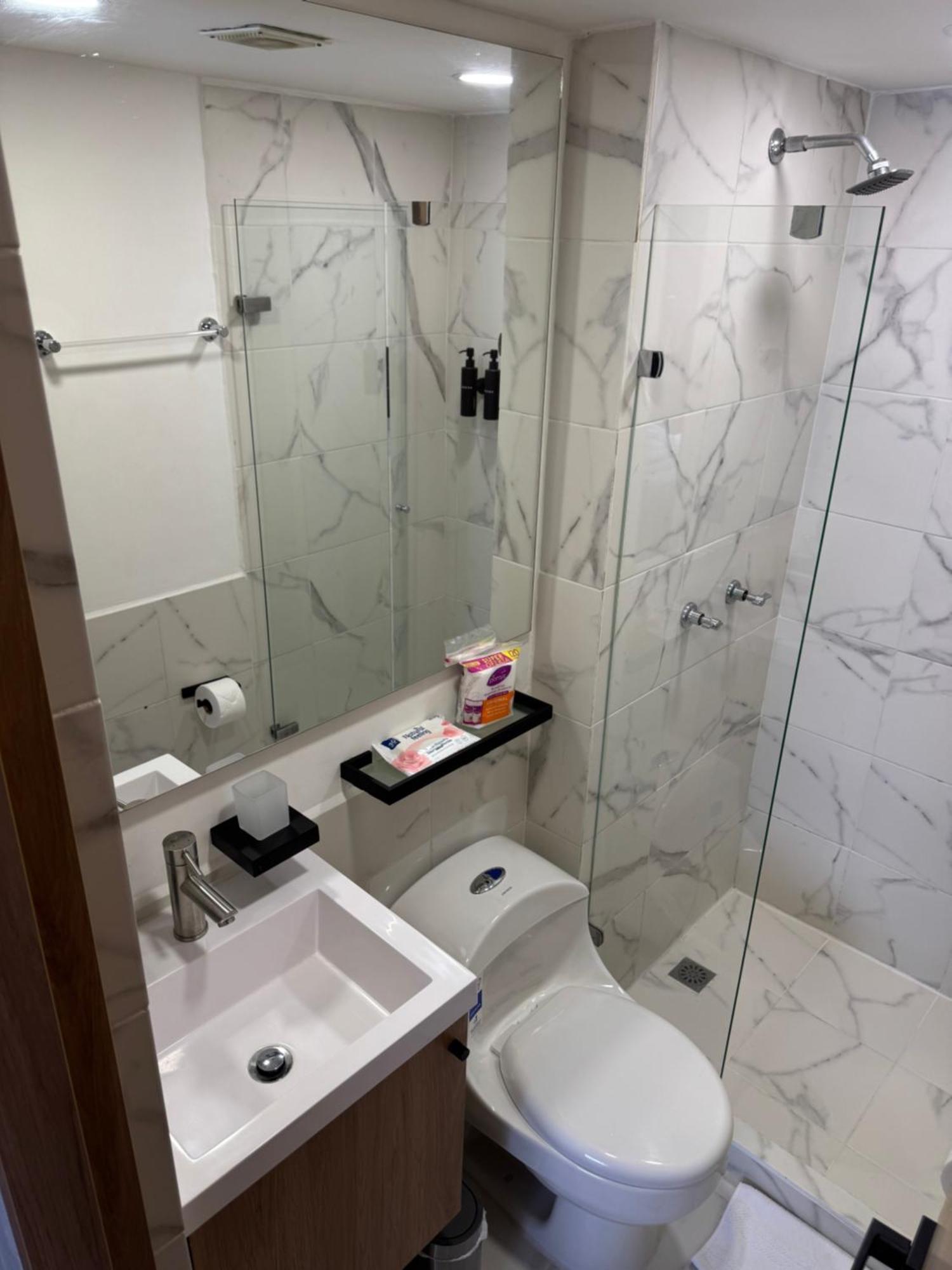 Apartamento Aparta-estudio Luxury Poblado
