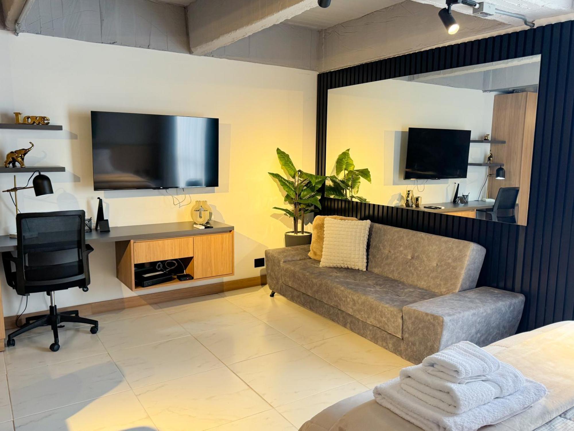 Aparta-estudio Luxury Poblado Apartamento *