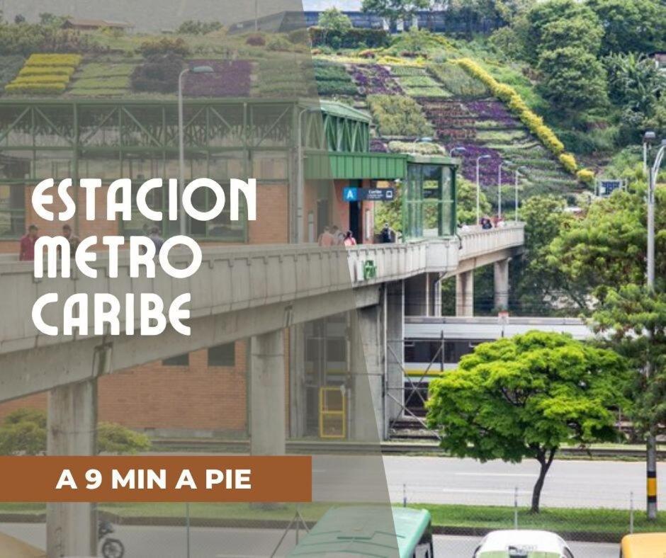Casa De Flores En Pensión Medellín