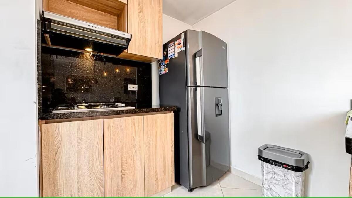 De Lujo-parking-15 Minutes Provence Apartamento