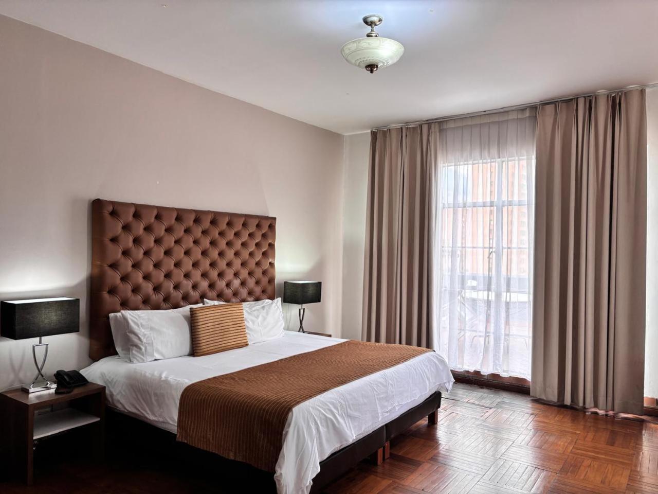 Nutibara 3* Medellín