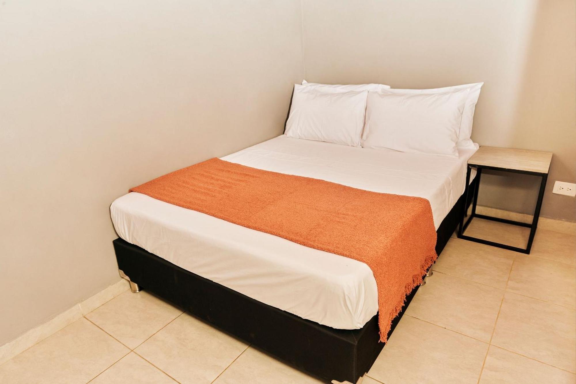 Apartamento En Zona Rosa De Laureles Medellín
