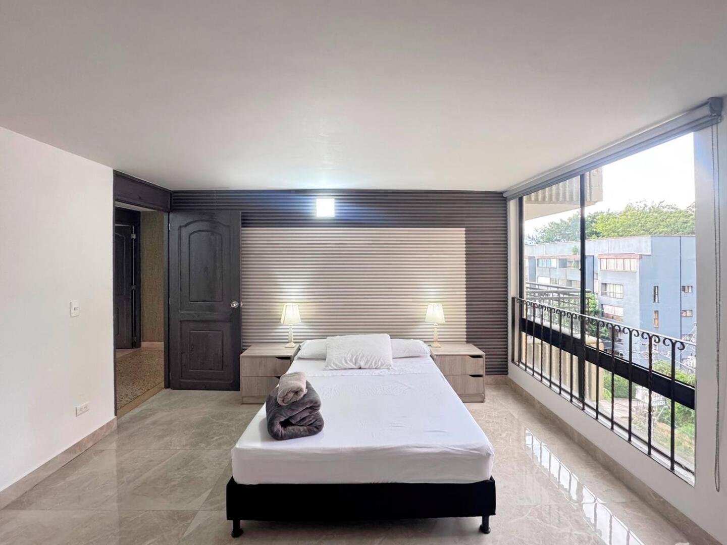 4br 232 M In El Poblado, El Tesoro