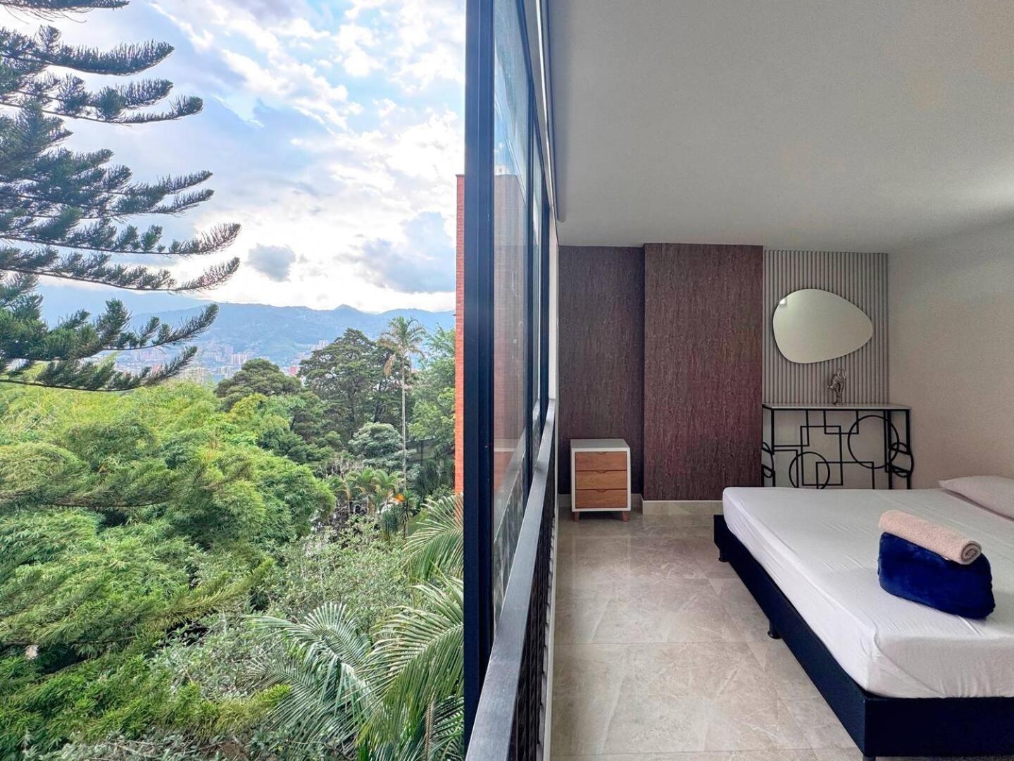 4br 232 M In El Poblado, El Tesoro