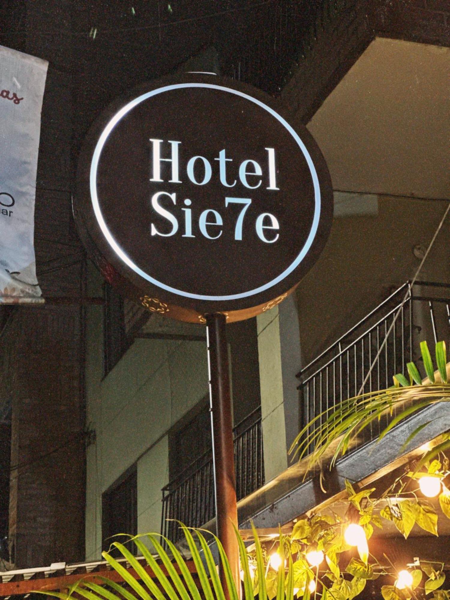Sie7e Hotel
