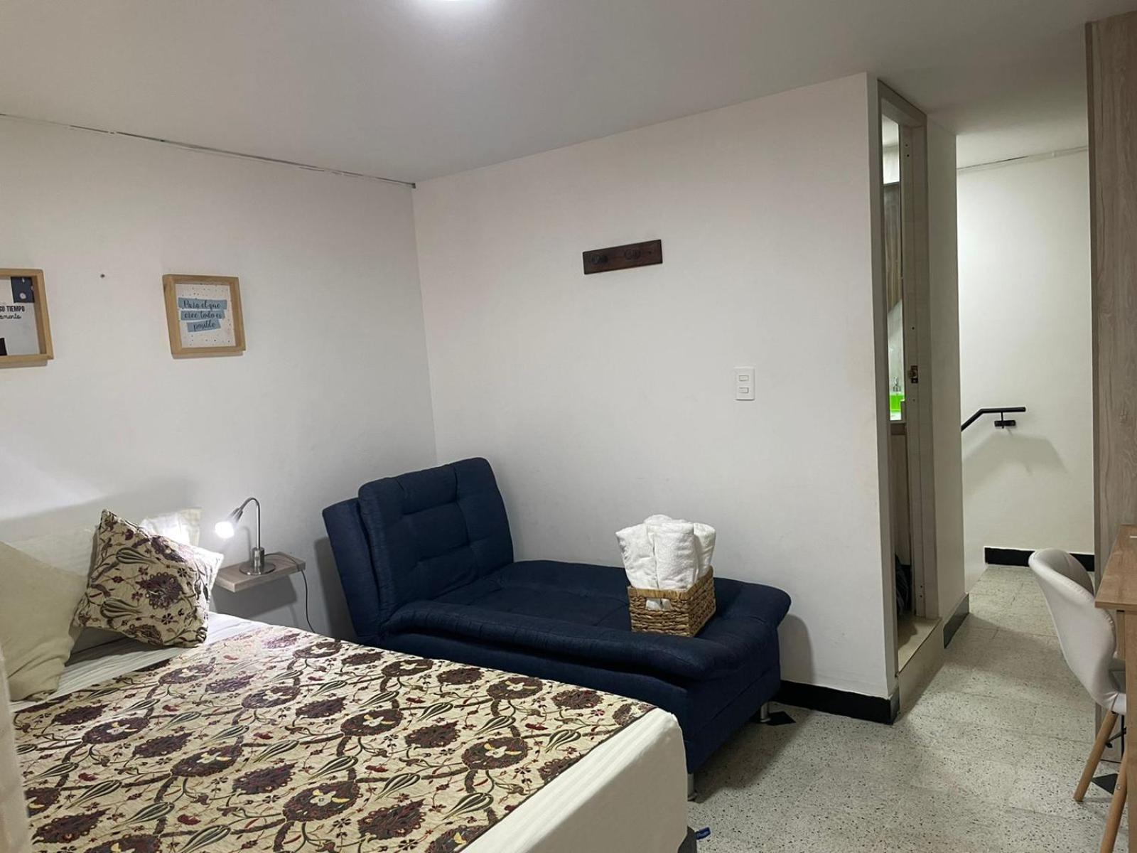 Loft Central, Cerca A Laureles Guarda Meletas Gratis!! Apartamento *