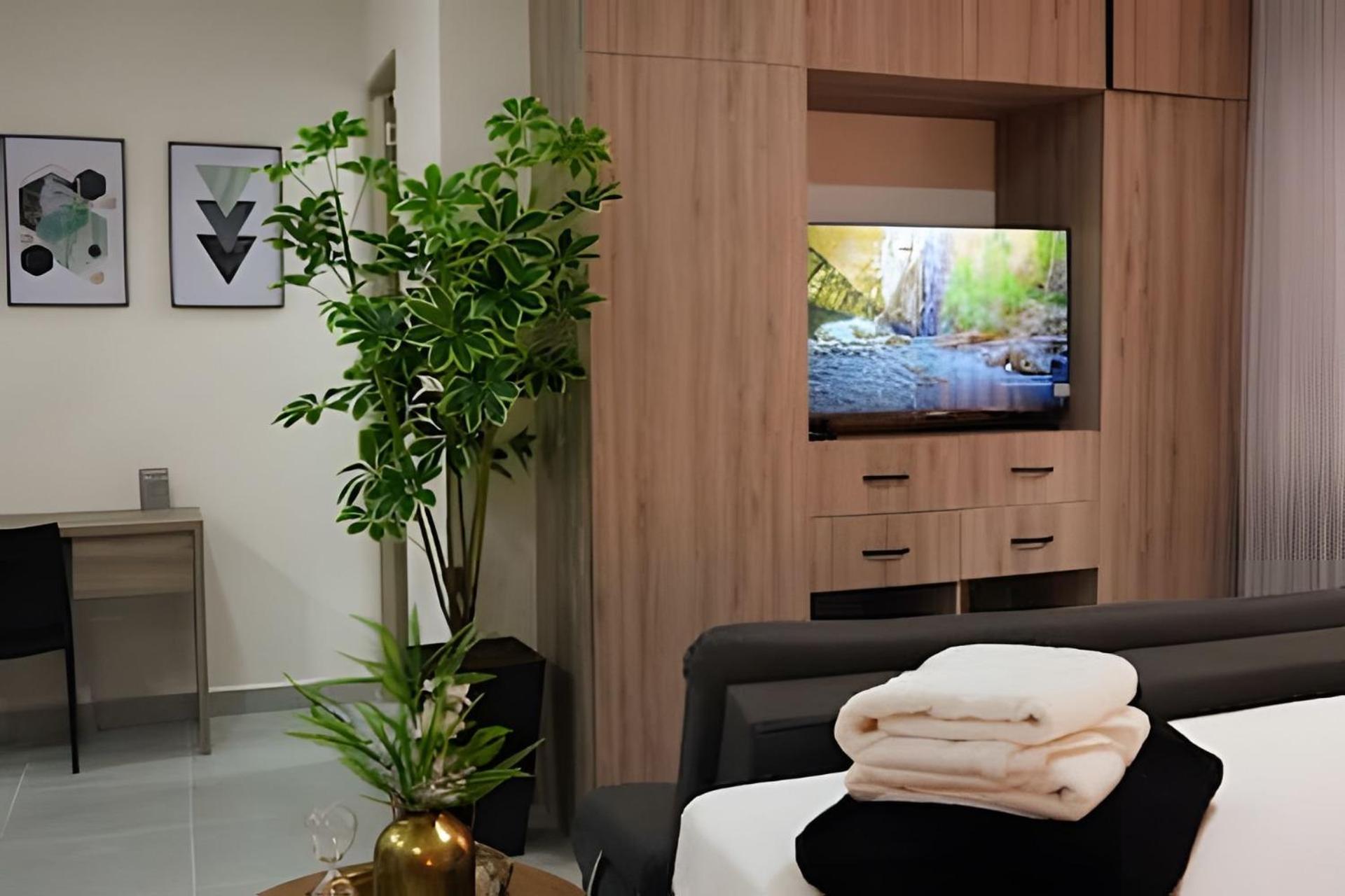 Apartamento Edificio Manzanres - Cerca Al Poblado - Zona Tranquila *