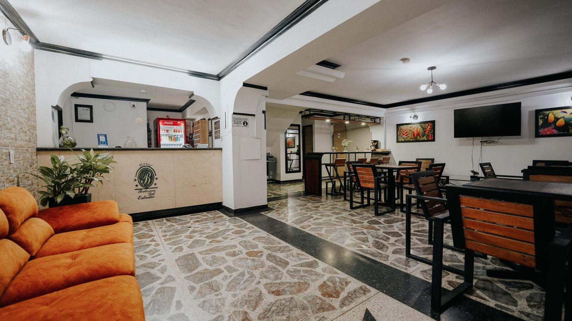 Hotel Ayenda 1226 Balcones Del Estadio Medellín