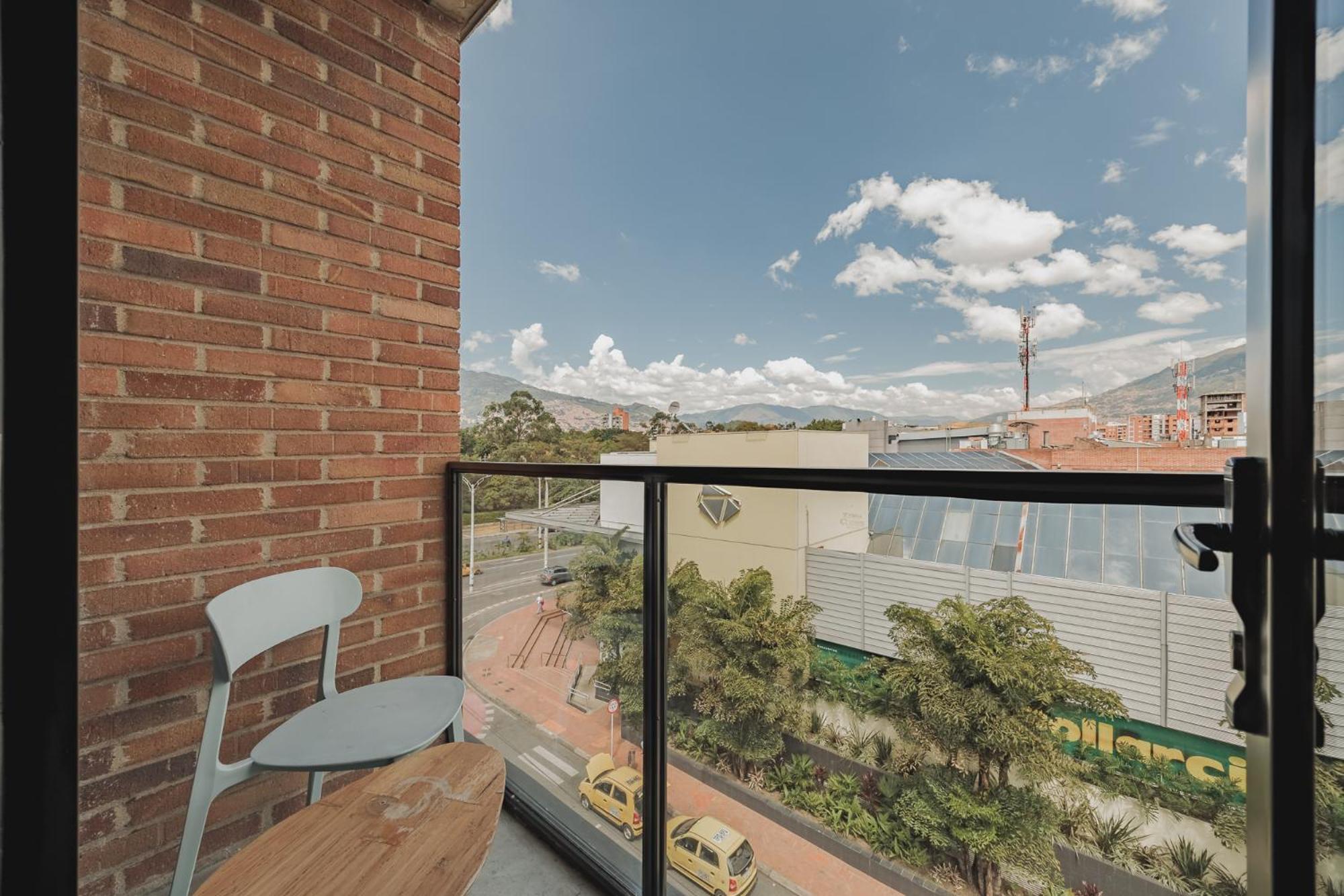 3450 Living Lofts Apartahotel