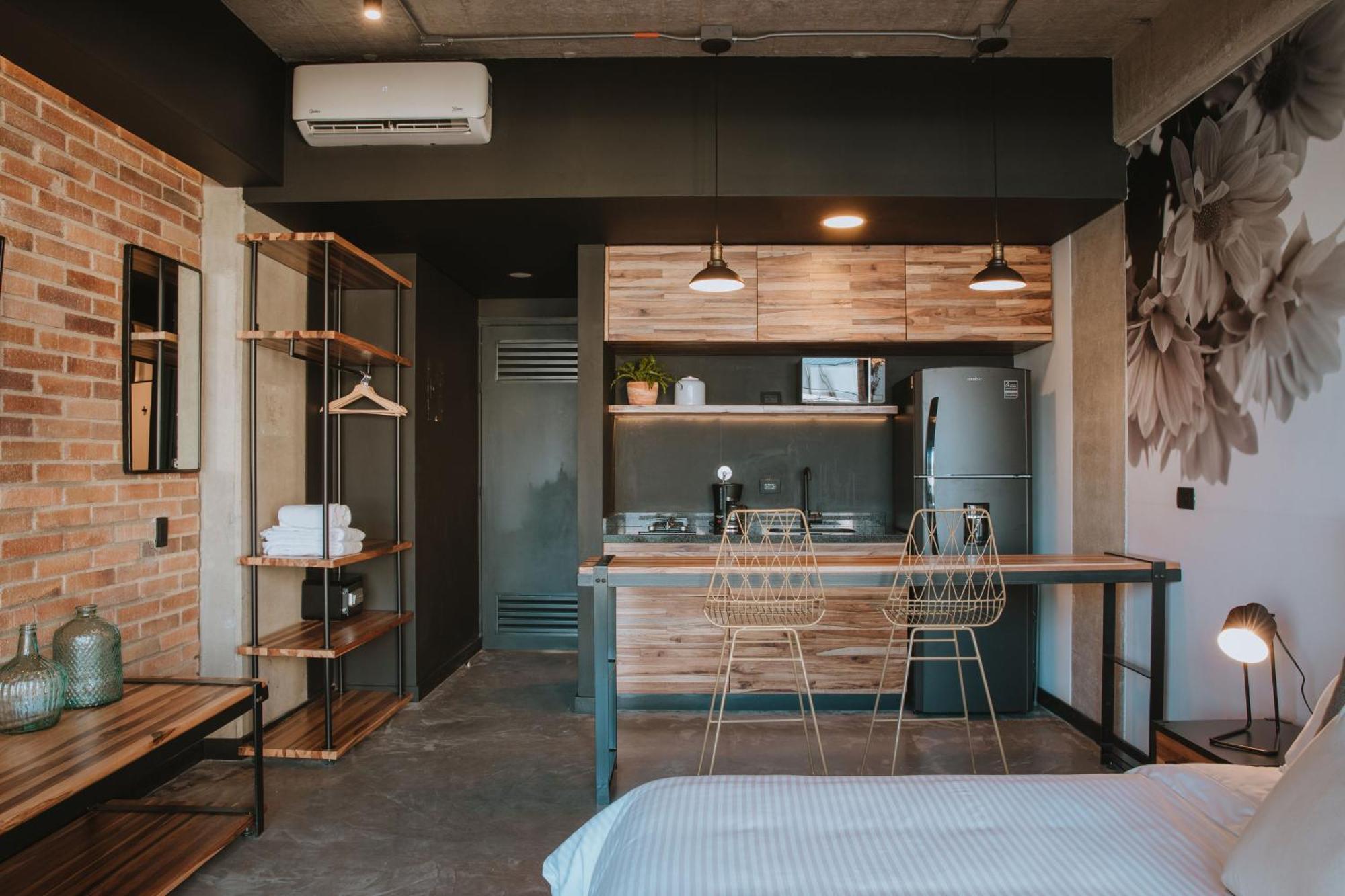 3450 Living Lofts Apartahotel