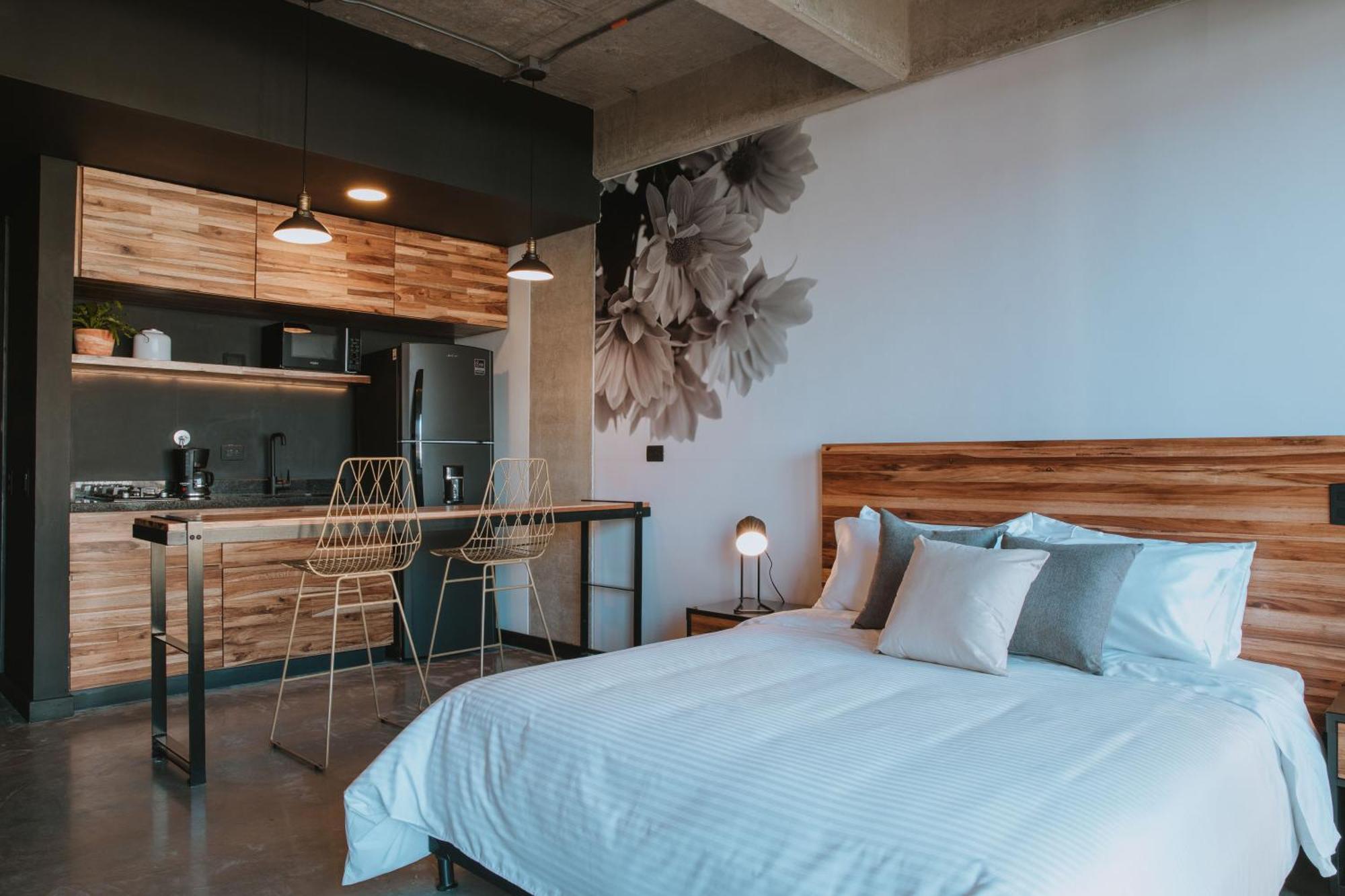 3450 Living Lofts Apartahotel