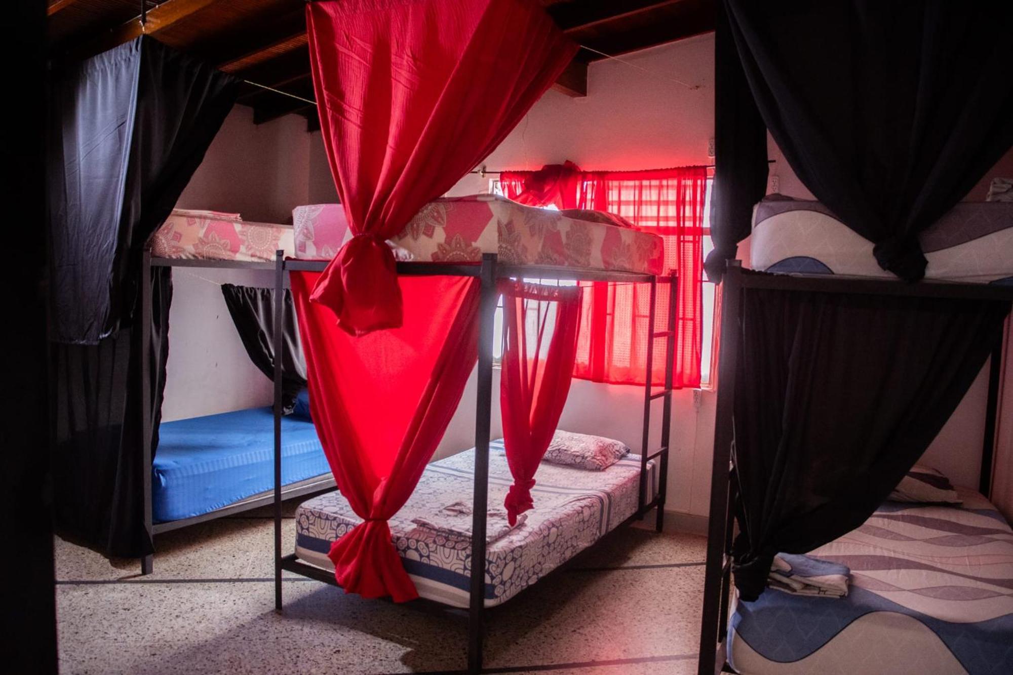 Casa Almarita - Hostal, Bar Y Restaurante Pensión *